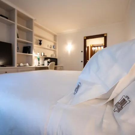 Palazzo Porta Picta 招待所 4*