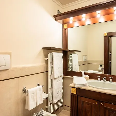 Palazzo Porta Picta 招待所