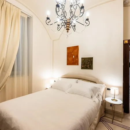 Palazzo Porta Picta 招待所 4*